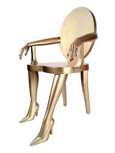 Chaise Medaillon Feminine
